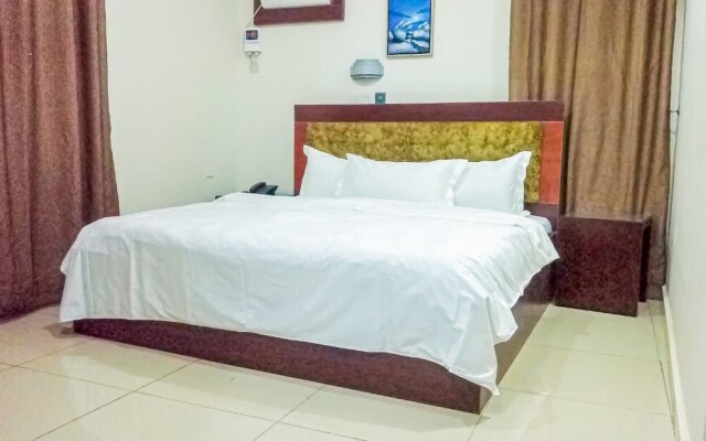 Dyke Suites And Apartments
