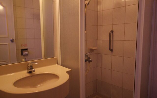 85 Childhood Suite