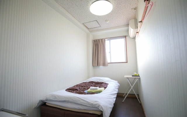 Hotel Mikado - Hostel