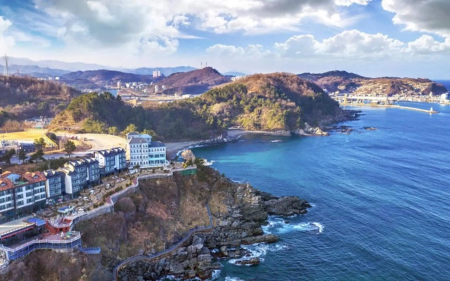 Samcheok Pension Huga