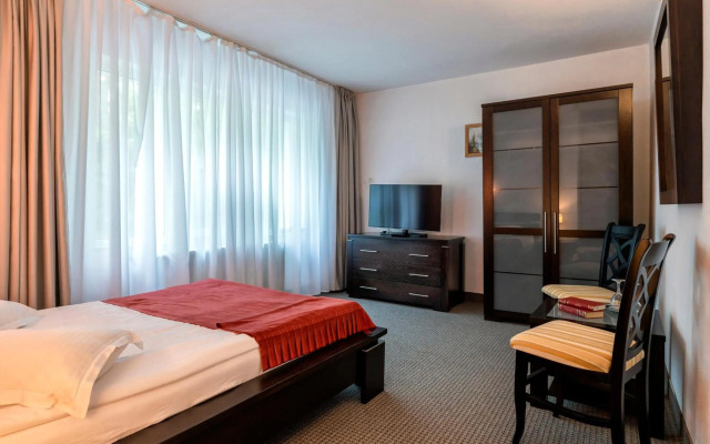 Complex Turistic Cornul Vanatorului