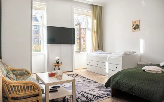 Comfortable 3BR Danube & Millenium Tower
