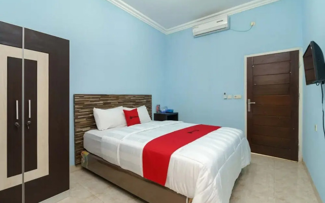 Wisma Dame by RedDoorz