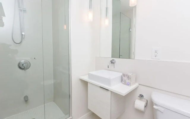 Toronto Escape - The Diamond Suite