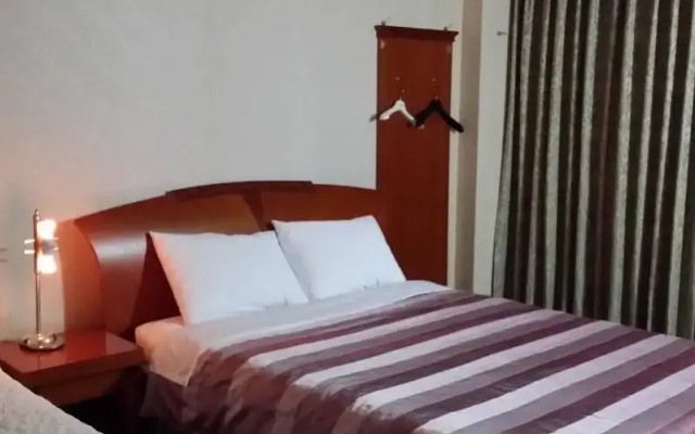 Seongsanpo Sky Hotel