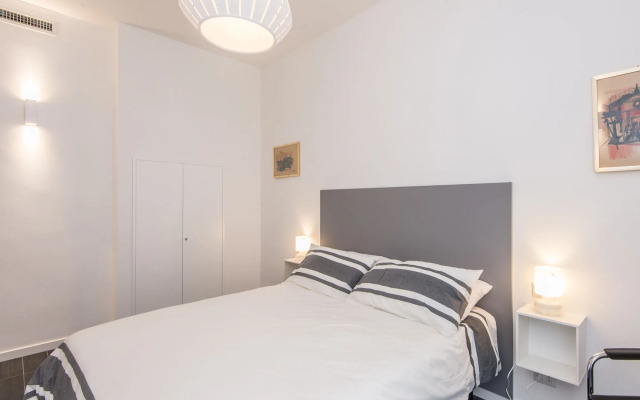 Vatican City Suites by Hili