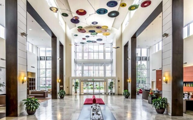 Embassy Suites Newark Airport