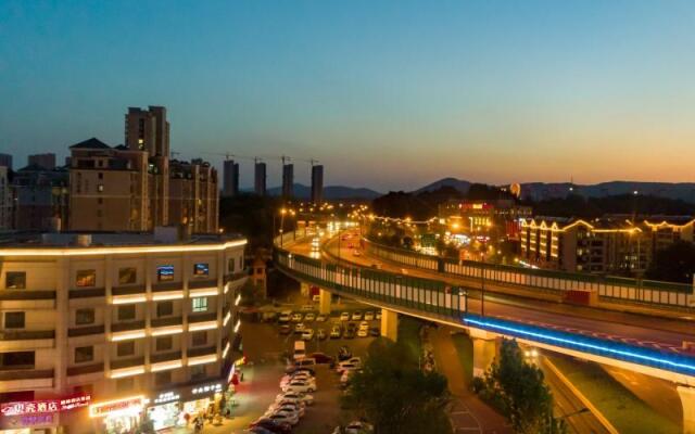 Shell Hotel Hongyang Square Taishan Community Metro Station