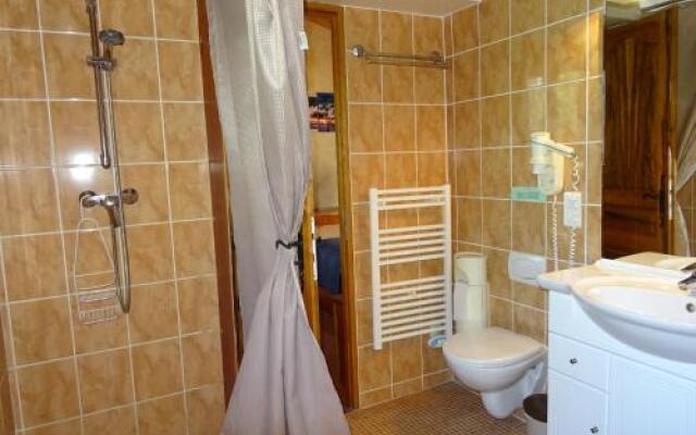 Location Villa et Studios Roquebrune-sur-Argens