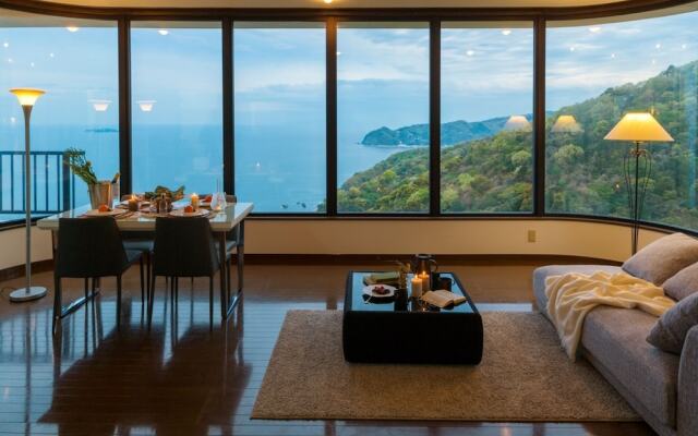 Suite Villa Panora Atami Sakurazawa