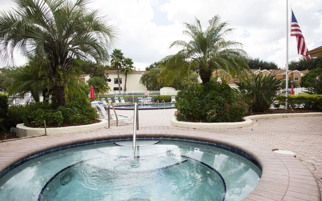 Claremont Holiday Home