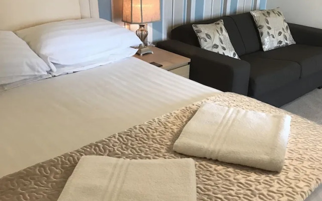 Rooms at The Highcliffe