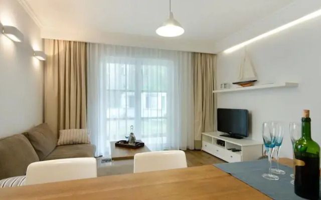 Imperial Apartments - Nautica