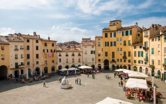 Italian Apartments Collection