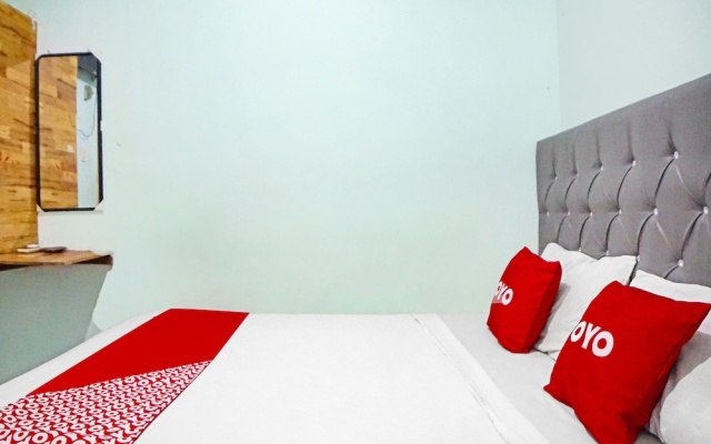 Hotel O Puri Dennis – Guest Rooms – Medan