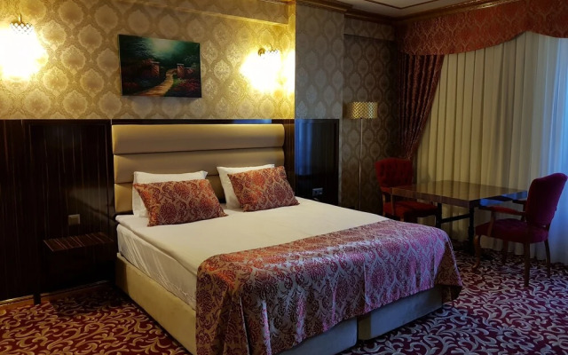Savona Otel