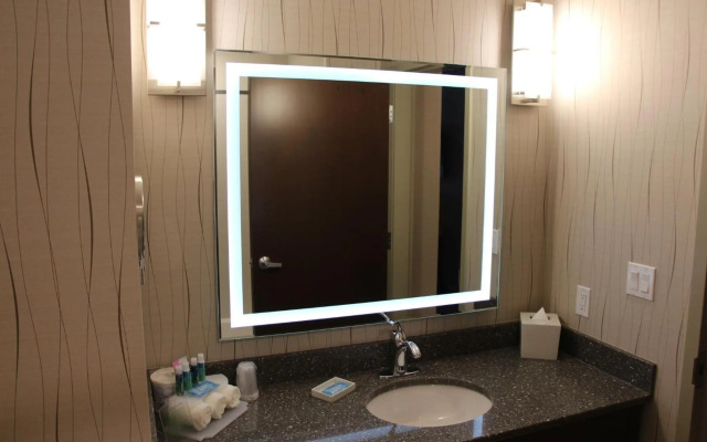 Holiday Inn Express & Suites Cold Lake by IHG