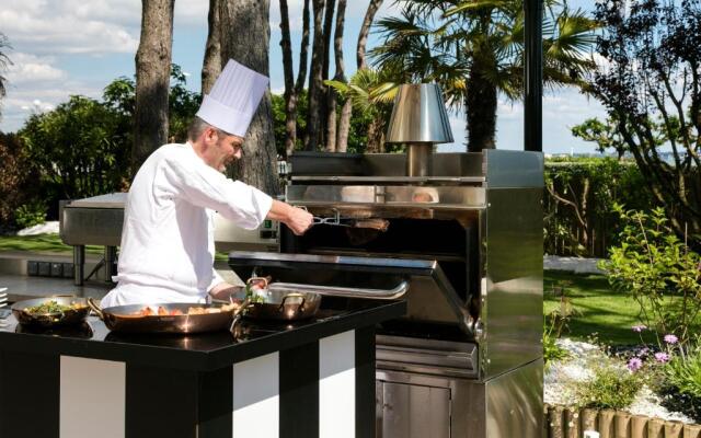 Hôtel Barrière l'Hermitage