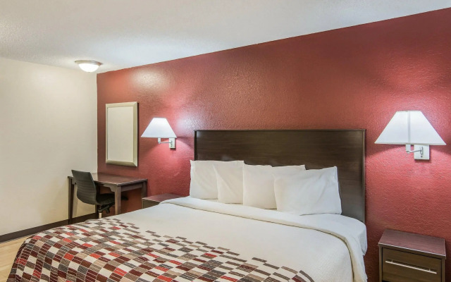 Red Roof Inn & Suites Pensacola East - Milton