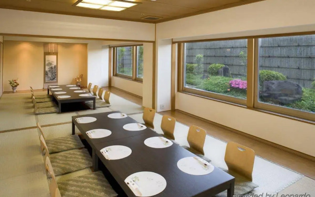 Kanku Izumiotsu Washington Hotel