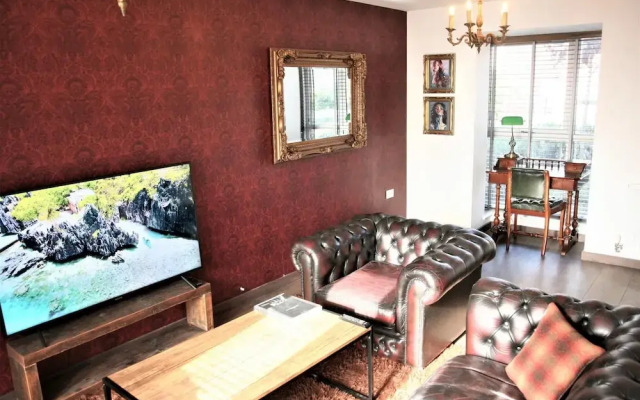 NEW Vibrant 3BD House in Coventry West Midlands