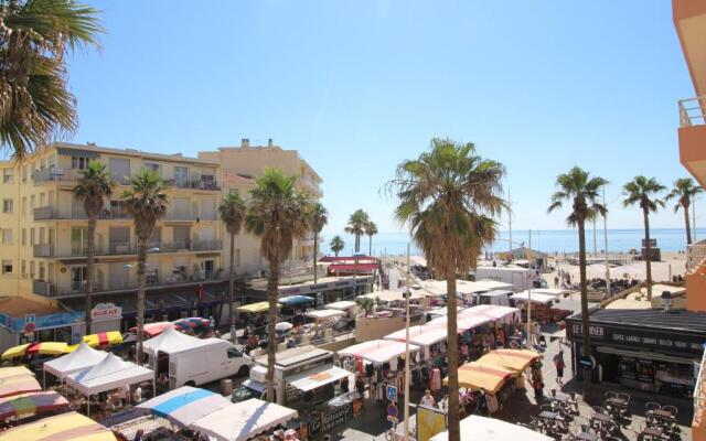 HACIENDA- Grand studio dans le centre avec vue mer