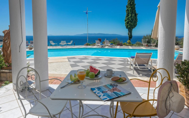 Garbis Villas