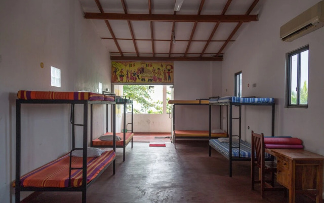 Dream Lanka Surf House