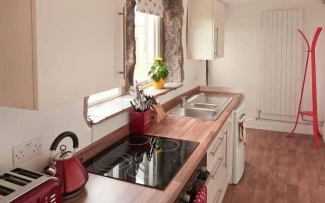 Knowle Lodge
