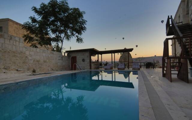 Shoestring Cave House - Hostel