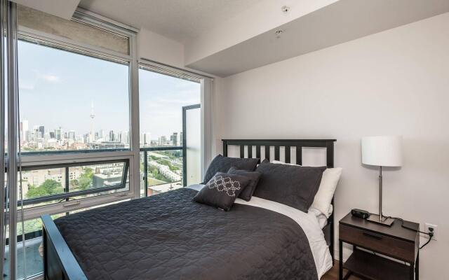 Life Suites Soho 2 Bed - 2 Bath CN Tower View