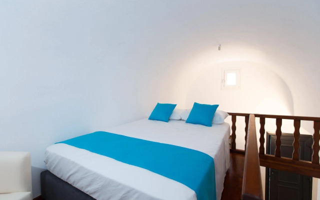 Aelia Suites