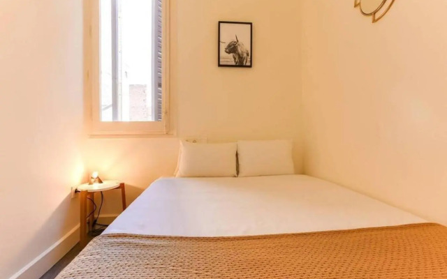 Stylish 2 Bdr apartment in Trendy Gracia