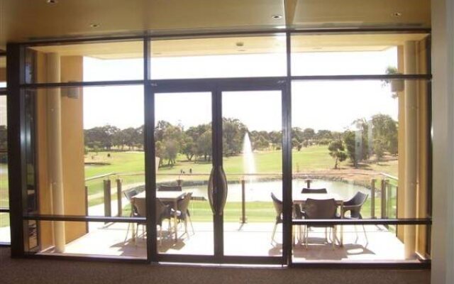 Rich River Golf Club Resort