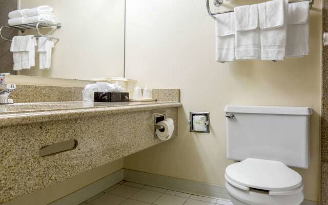 Quality Inn Ledgewood - Dover