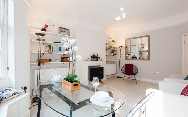 The Drayton Gardens Residence - DF1