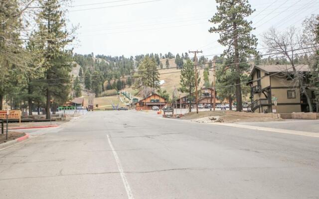 Summit X-ross Roads Condo