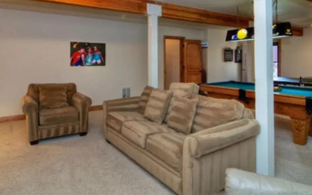 Perfect Fit 4 Br home by RedAwning