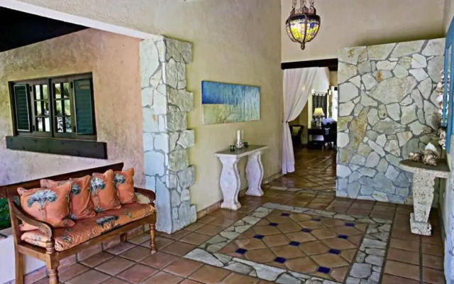 Villa Las Palmas Caribbean Family Vacation Rental