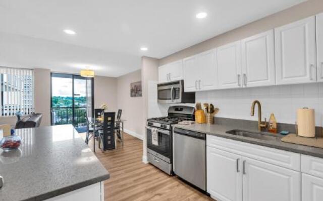Arlington Fully Furnished Apartments in Crystal City