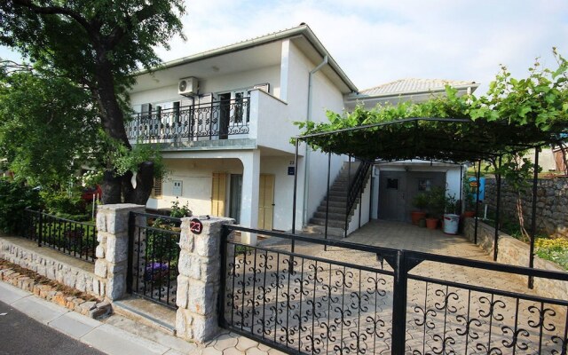 Apartment Josip