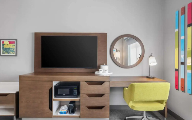 Hampton Inn & Suites By Hilton Bakersfield Central