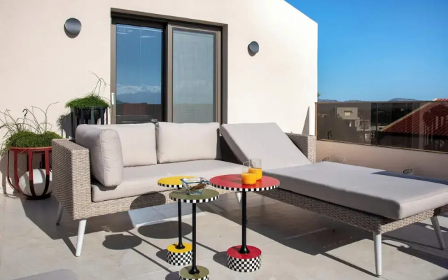 Flos Apartments
