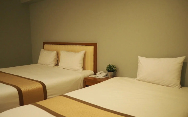 Phromsuk Hotel Ayutthaya