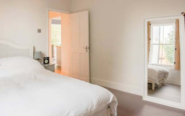 Rustic 1 Bedroom Peckham Flat