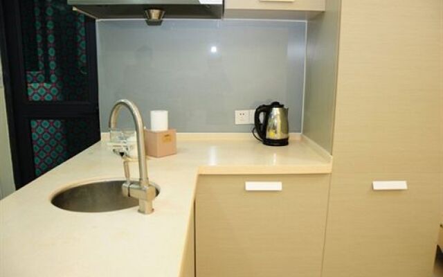 Shenzhen She & He Apartment