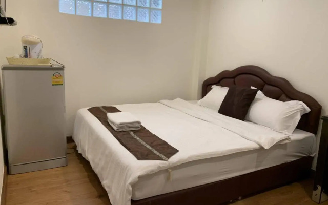 Longzhu Guesthouse