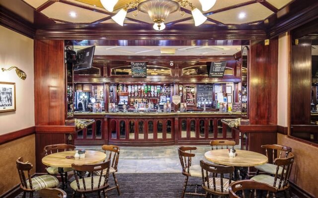 Globe Inn