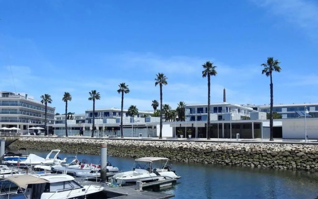 Kate´s place by Lagos Marina