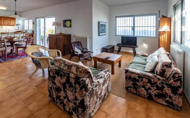 SUPER FANER 93 ático con terraza y vistas